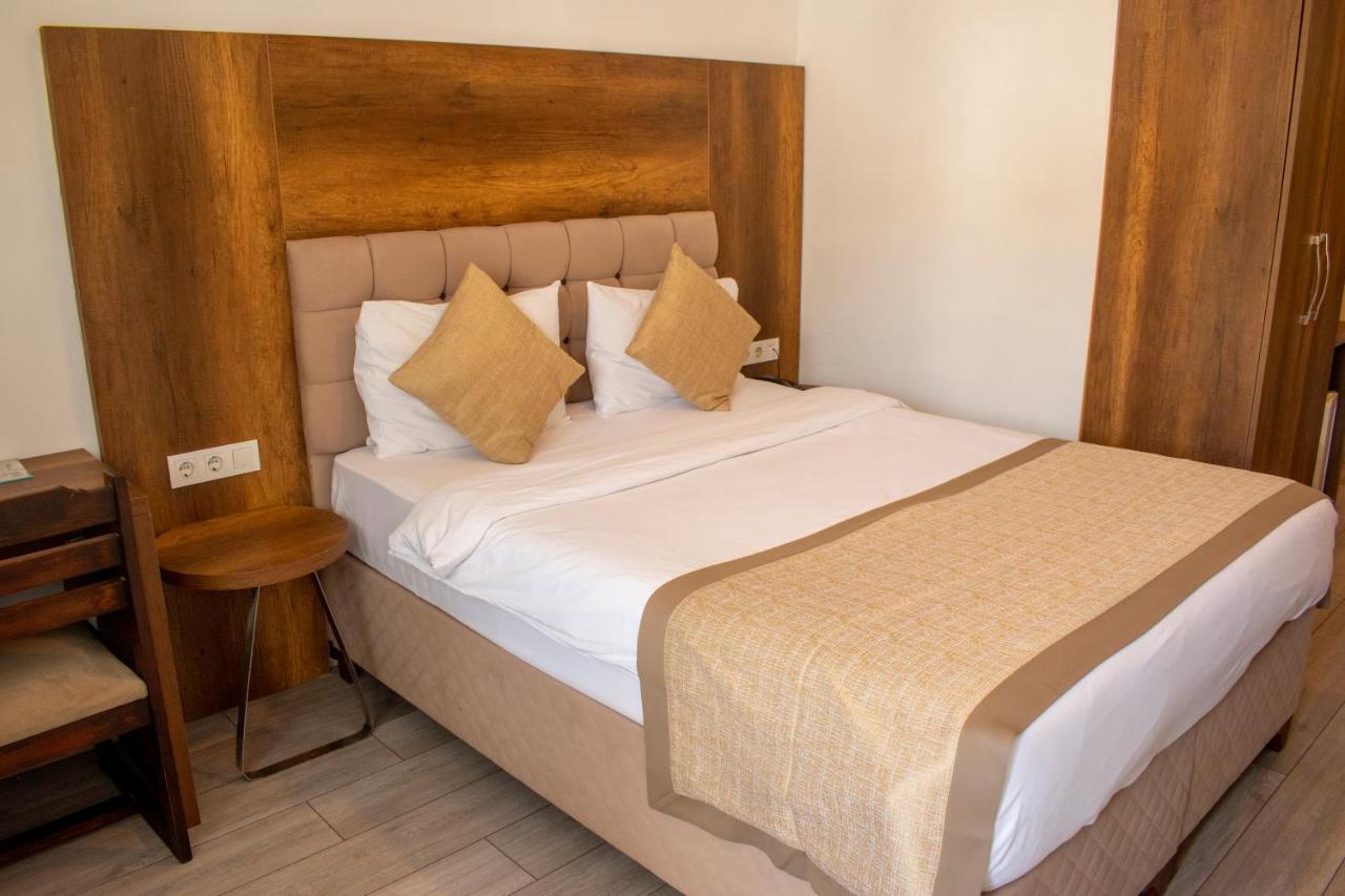 Dinc Pension Bodrum Buitenkant foto